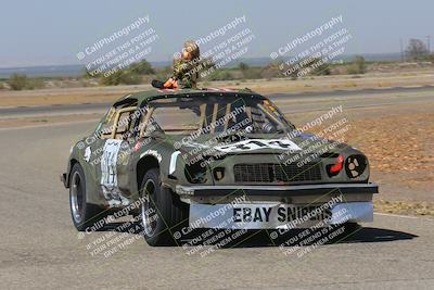 media/Oct-01-2022-24 Hours of Lemons (Sat) [[0fb1f7cfb1]]/10am (Front Straight)/